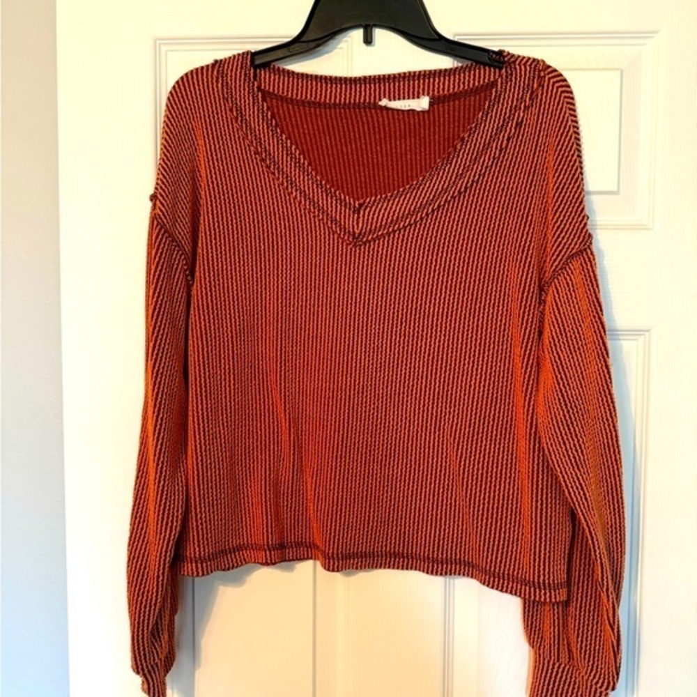 Lush Ribbed V-Neck Top - Picture 1 of 2